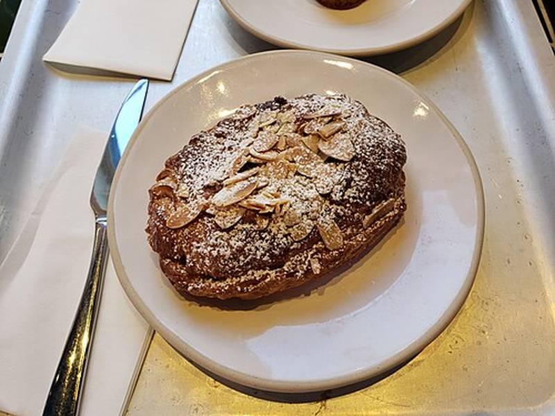 Almond Croissant