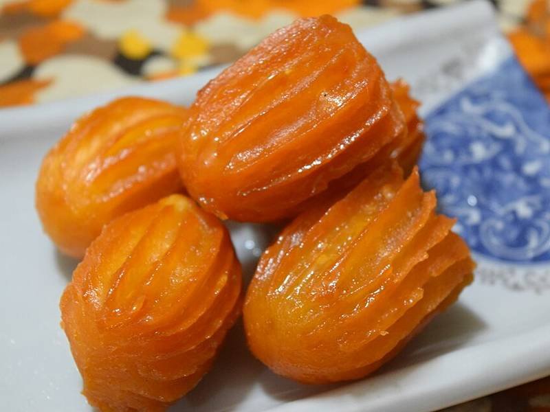 Balah el Sham — Egyptian desserts recipe, served and ready to eat