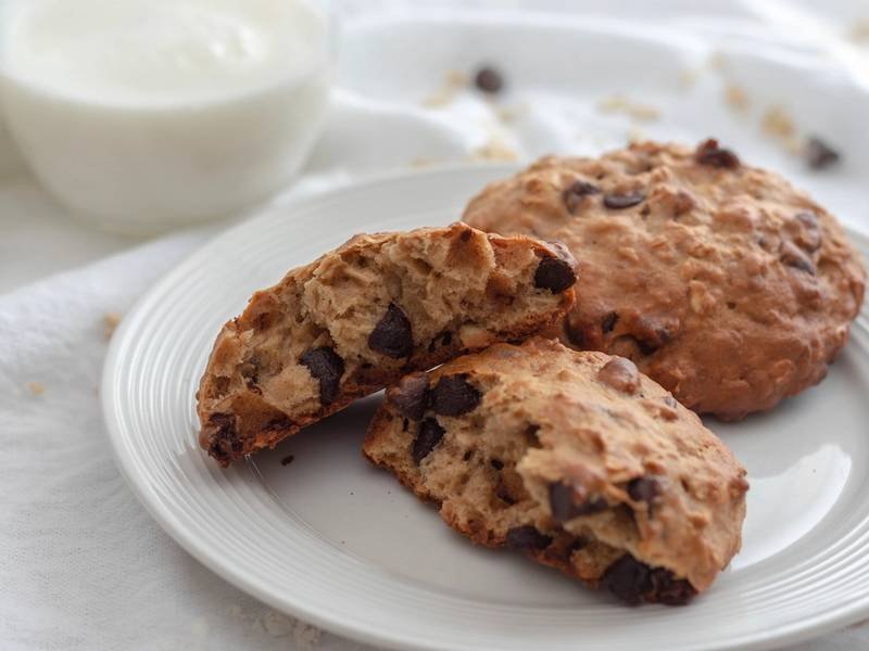 Banana Oat Breakfast Cookies, an American breakfast recipe — weight loss friendly breakfast cookies