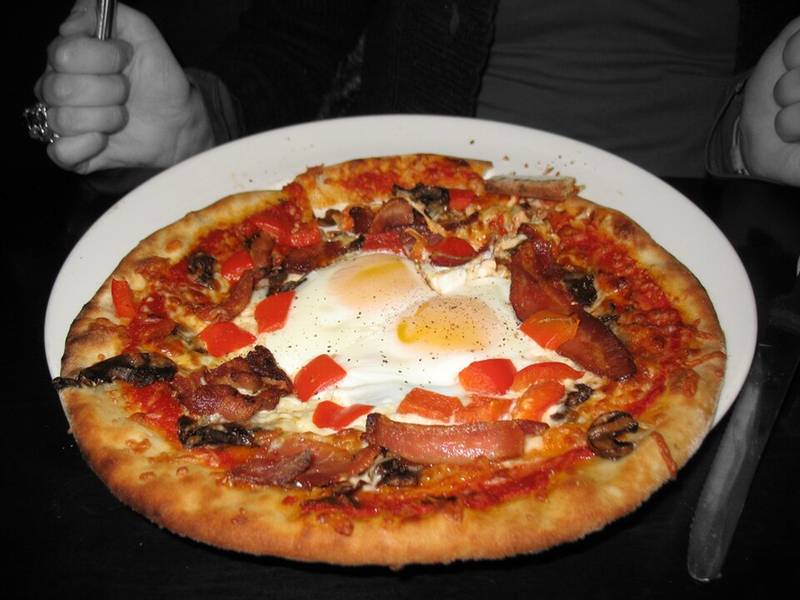 Breakfast Pizza