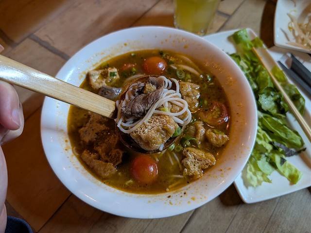 Ingredients and preparation for bún riêu
