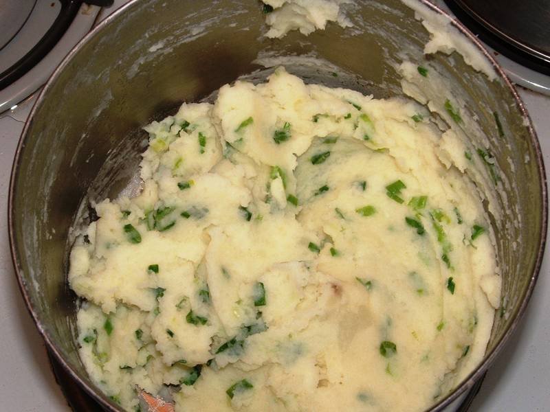 Champ — Irish dinner recipe, served and ready to eat