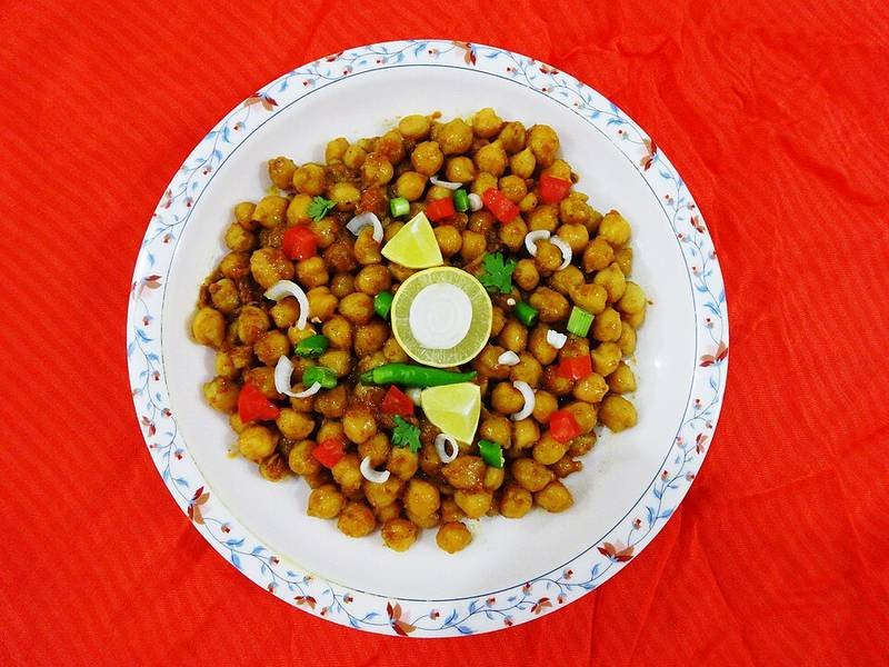 Chana Chaat — Indian appetizers recipe, served and ready to eat
