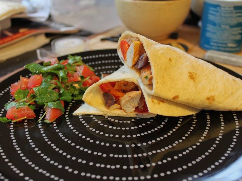Chicken Fajitas — Mexican dinner recipe, served and ready to eat