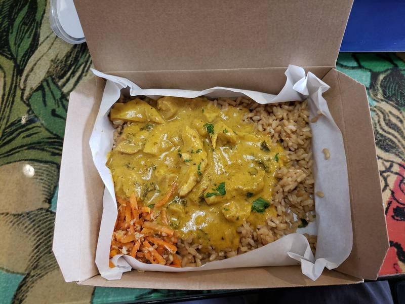 Chicken Korma — Indian dinner recipe, served and ready to eat