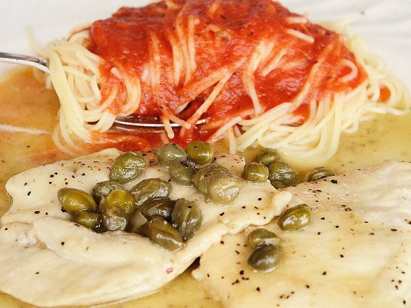 Chicken Piccata — Italian dinner recipe, served and ready to eat