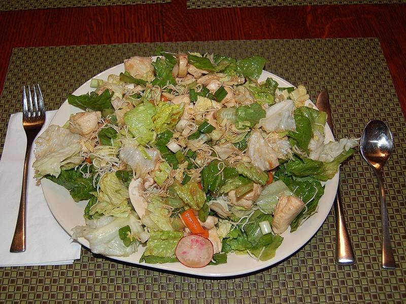 Chinese Chicken Salad, a Chinese lunch recipe — weight loss friendly chicken salad