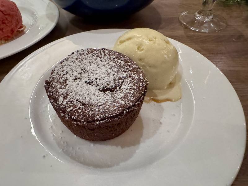 Molten Chocolate Lava Cake — American desserts recipe, served and ready to eat