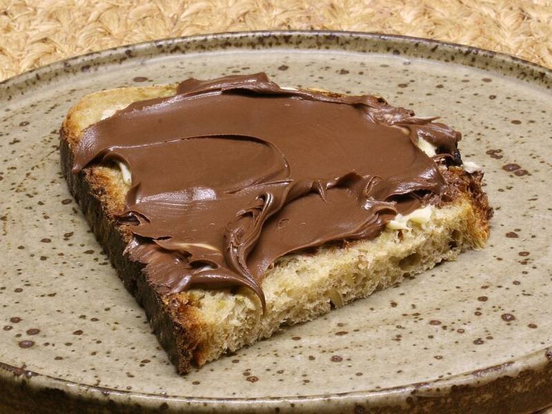 Chocolate Spread, an American dessert recipe — chocolate hazelnut spread