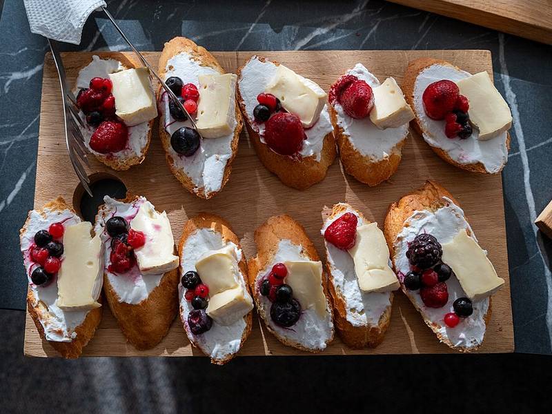 Crostini with Ricotta