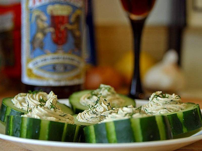Cucumber Smoked Salmon Bites