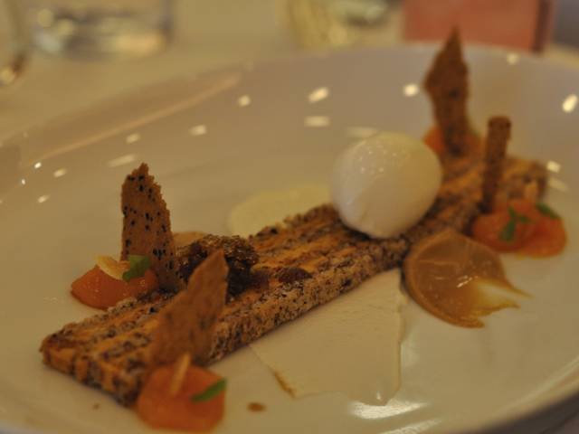 Ingredients and preparation for dacquoise