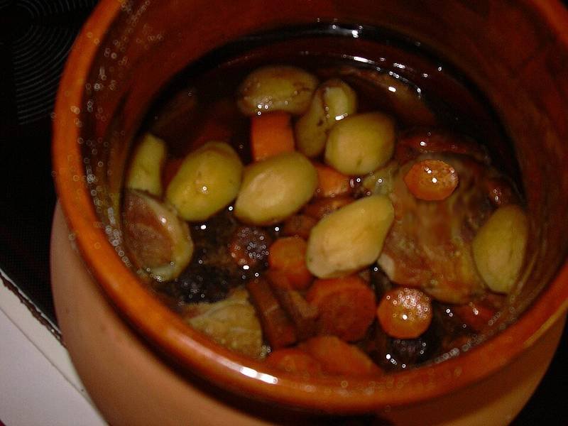 Daube Provençale — French dinner recipe, served and ready to eat