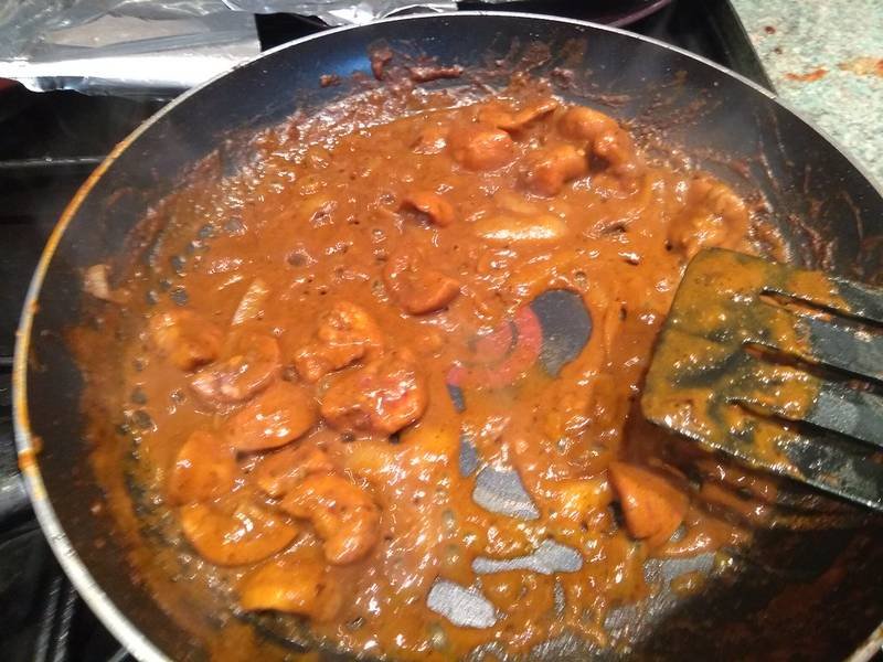 Devilled Kidneys — British breakfast recipe, served and ready to eat