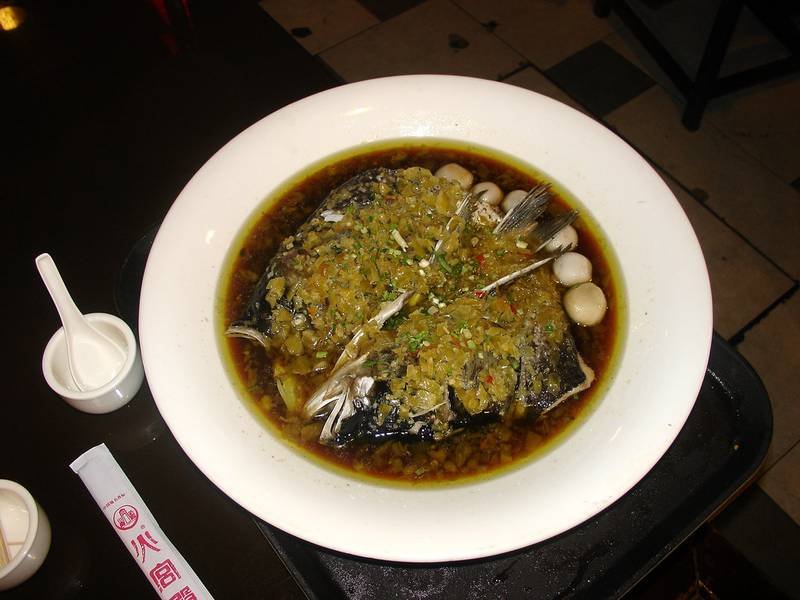 Duo Jiao Yu Tou — Chinese dinner recipe, served and ready to eat