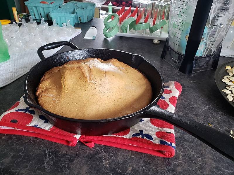 Dutch Baby Pancake — American breakfast recipe, served and ready to eat