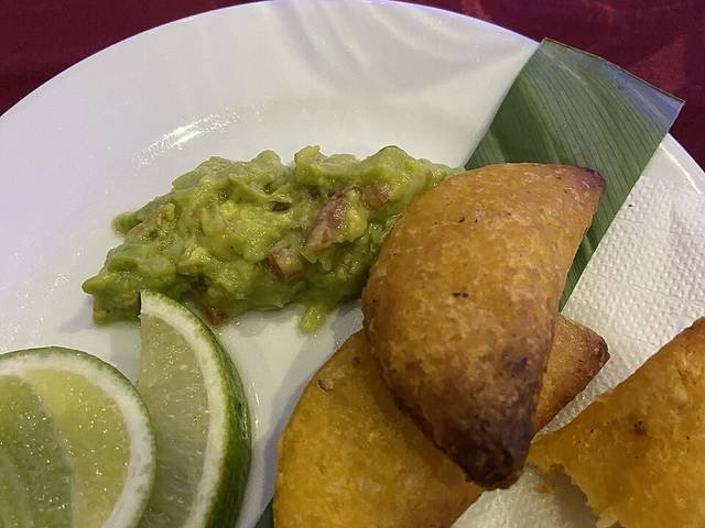 Ingredients and preparation for colombian empanadas