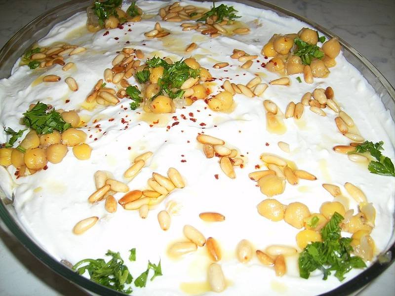Fattet Hummus — Lebanese breakfast recipe, served and ready to eat