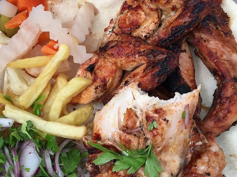 Ferakh Mashwi — Egyptian dinner recipe, served and ready to eat