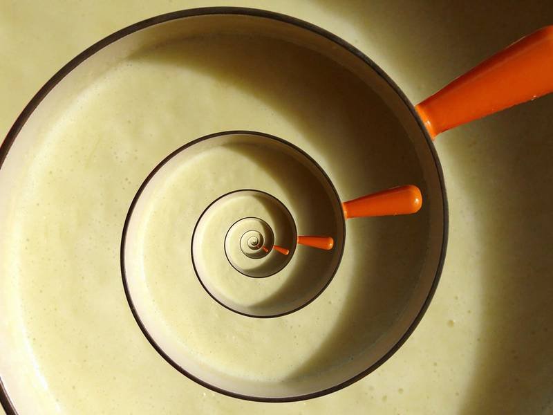 Fondue Savoyarde — French dinner recipe, served and ready to eat
