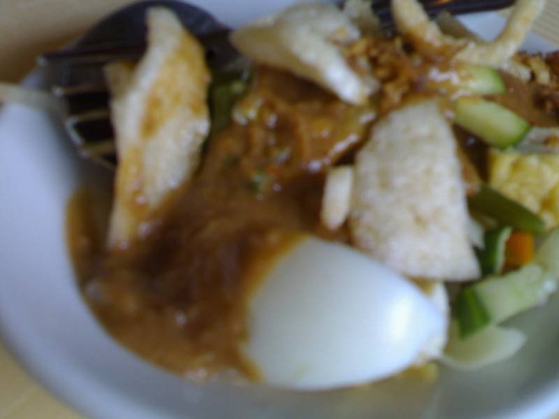 Gado-Gado — Indonesian healthy recipe, served and ready to eat