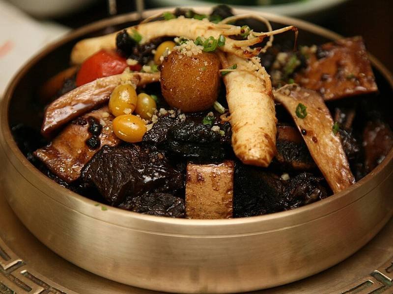 Galbi (Korean Short Ribs) — Korean dinner recipe, served and ready to eat
