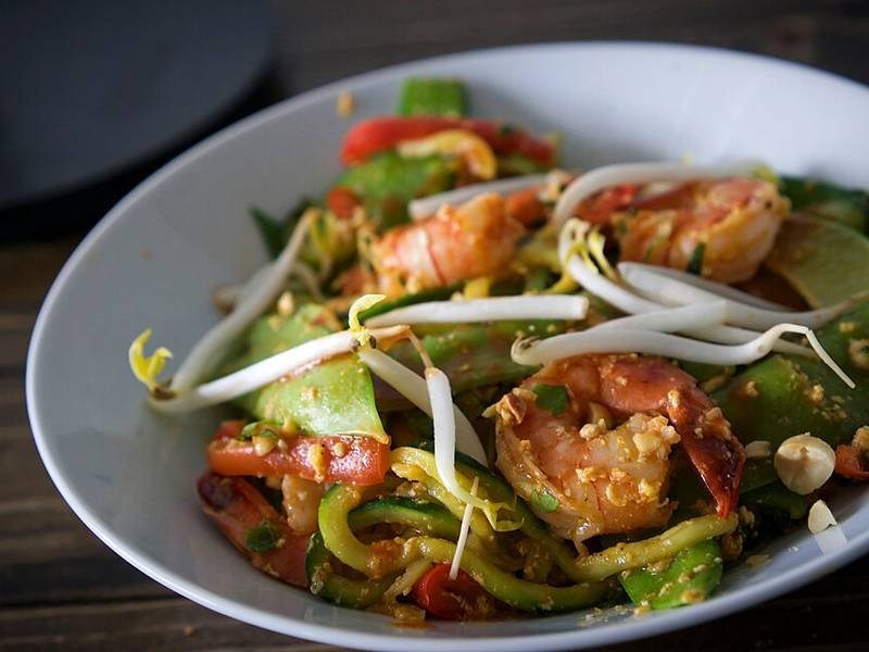 Garlic Prawns with Courgette Noodles — Italian dinner recipe, served and ready to eat