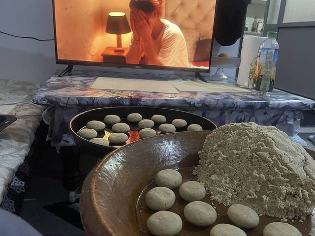 Ingredients and preparation for ghoriba