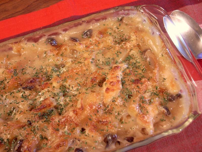Gratin de Macaronis — French dinner recipe, served and ready to eat