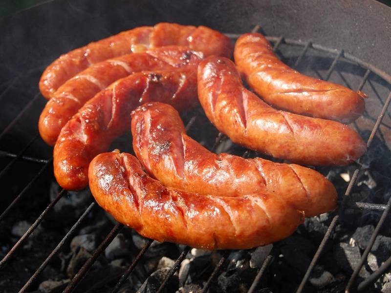 Grilled Sausages, a quick British meal recipe — sausages under the grill