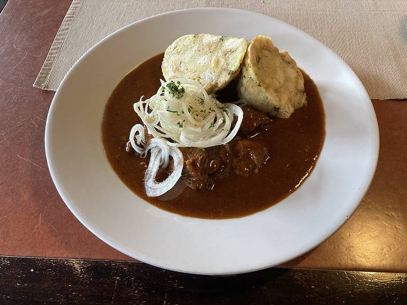 Gulas Cesky