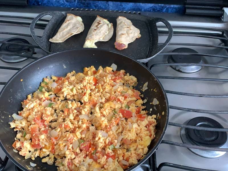 Huevos a la Mexicana