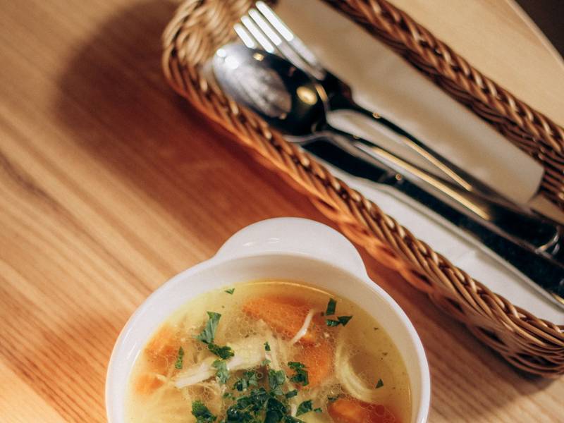 Hühnersuppe mit Nudeln