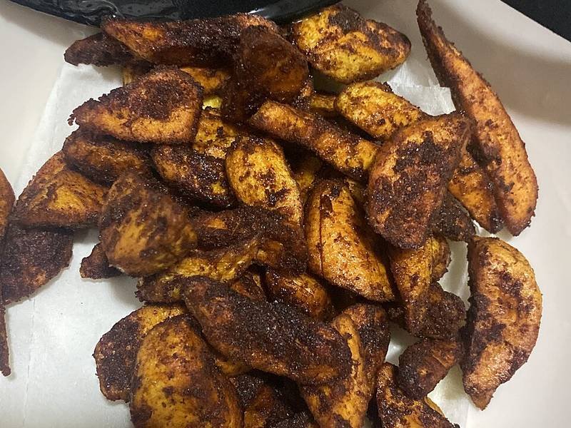 Kelewele — Ghanaian appetizers recipe, served and ready to eat