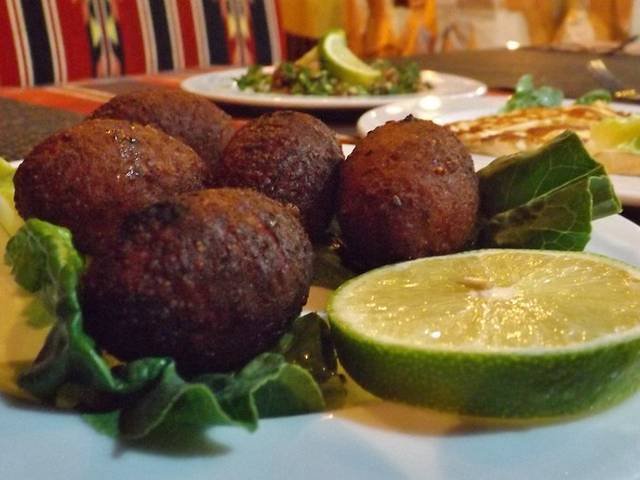 Ingredients and preparation for fried kibbeh