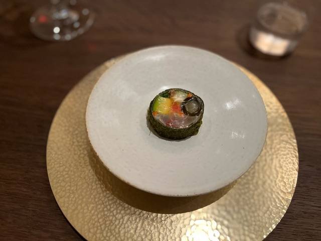 Ingredients and preparation for kimbap