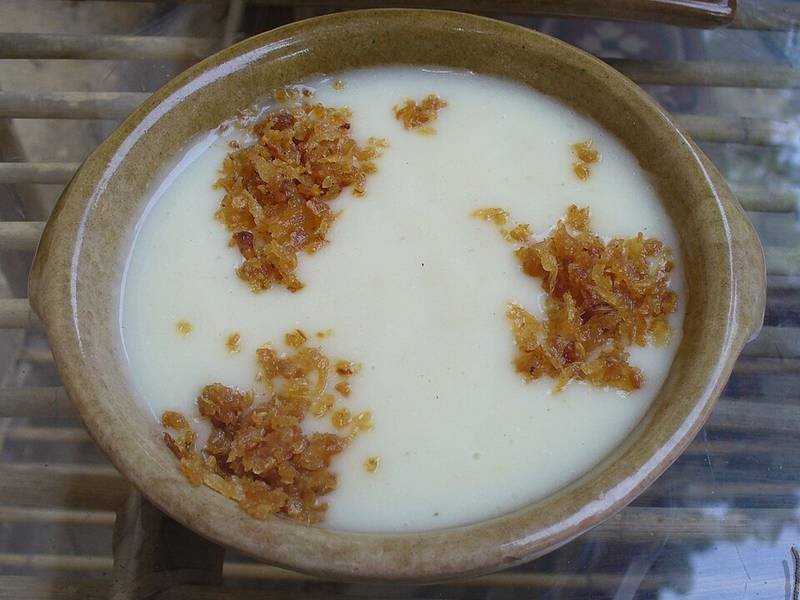 Kishk Masri — Egyptian lunch recipe, served and ready to eat