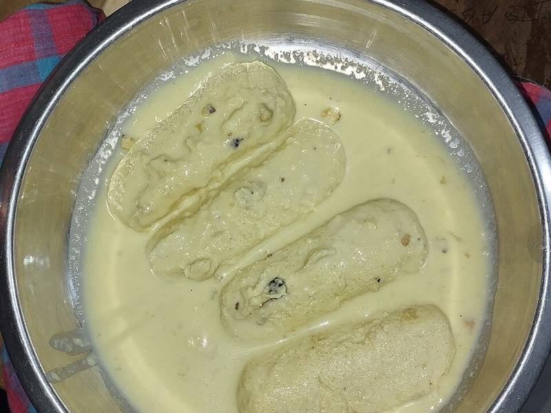 Kulfi — Indian desserts recipe, served and ready to eat