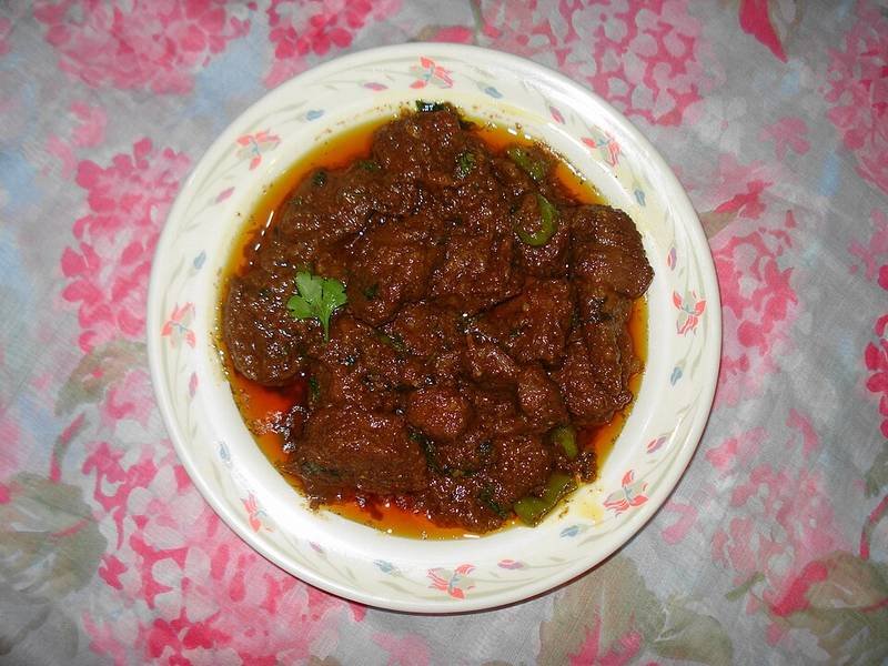 Goan Lamb Vindaloo — Indian dinner recipe, served and ready to eat