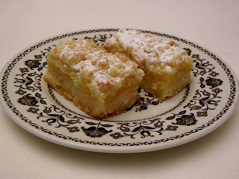 Lemon Bars — American baking recipe, served and ready to eat