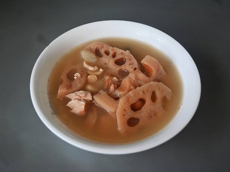 Lotus Root and Pork Rib Soup — Chinese lunch recipe, served and ready to eat