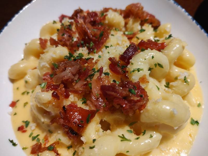 Mac and Cheese Cups