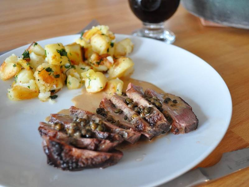 Magret de Canard — French dinner recipe, served and ready to eat