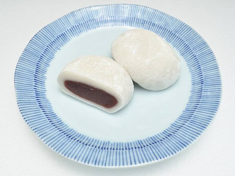 Strawberry Daifuku Mochi — Japanese desserts recipe, served and ready to eat