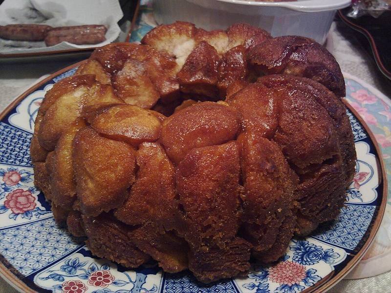 Monkey Bread — American baking recipe, served and ready to eat