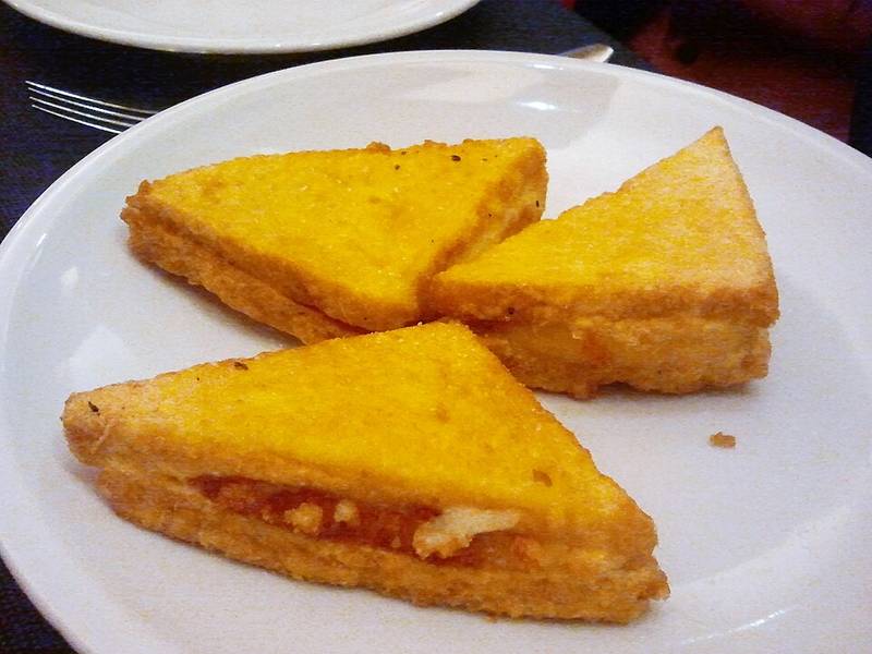 Mozzarella in Carrozza