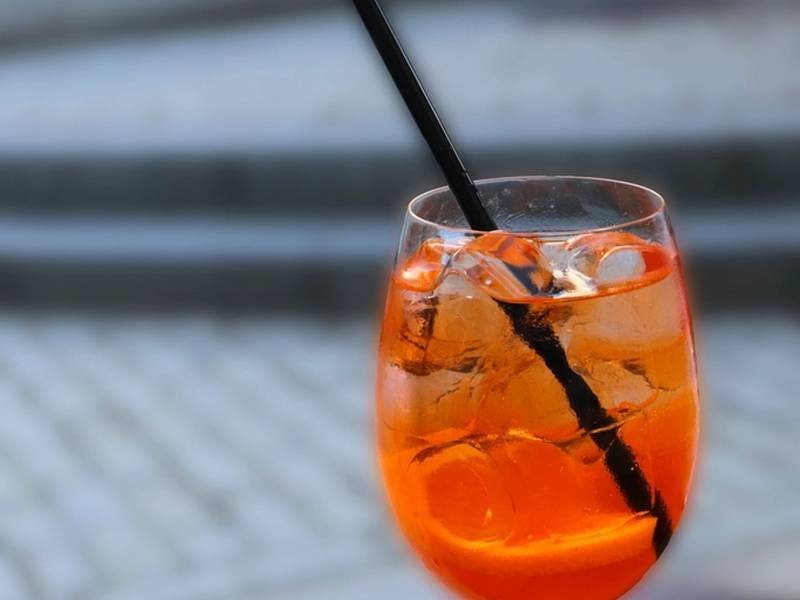 Negroni — International drinks recipe, served and ready to eat