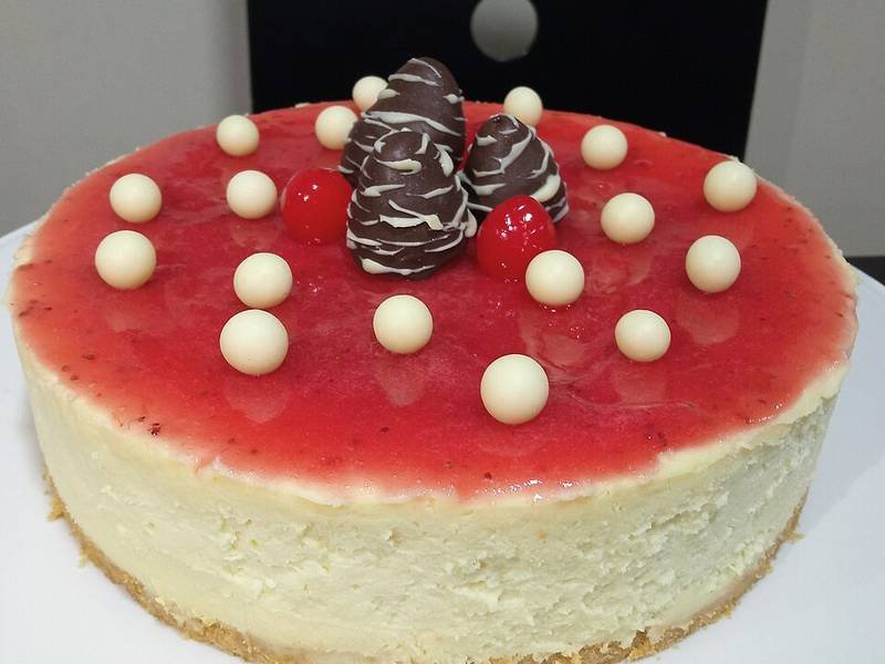 New York Cheesecake — American desserts recipe, served and ready to eat