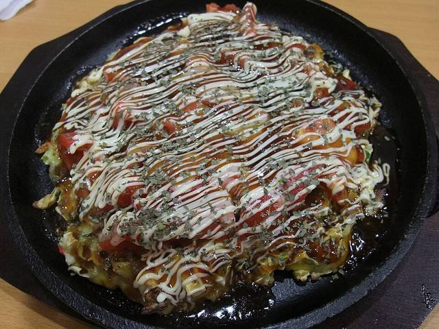 Ingredients and preparation for osaka okonomiyaki