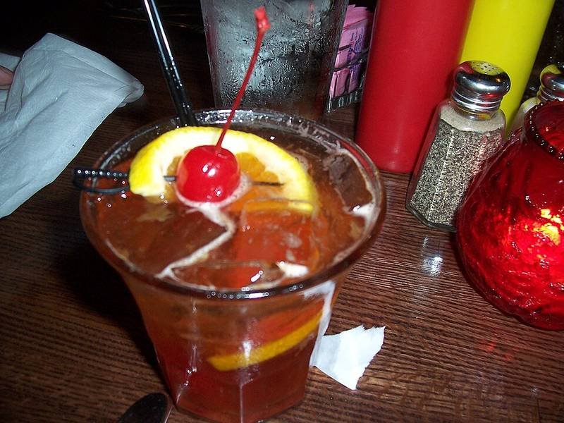 Old Fashioned — American drinks recipe, served and ready to eat